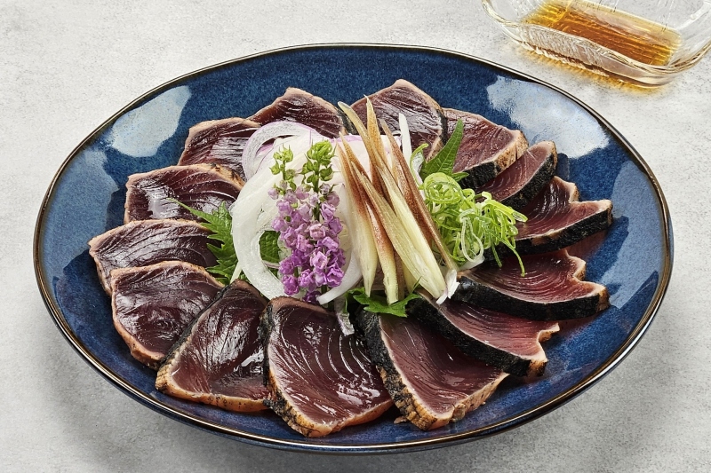 朝食バイキング　7月・8月　週末限定でご提供■鰹のたたき■