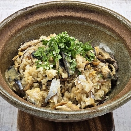 ■しいたけと田舎味噌の鯖御飯■1月　週末限定　朝食バイキング　冬メニュー
